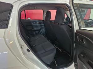 Suzuki Swift 1.2 GL+ manual - Image 11