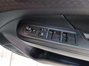 Suzuki Swift 1.2 GL+ manual - Image 14
