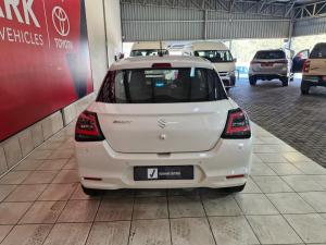 Suzuki Swift 1.2 GL+ manual - Image 6