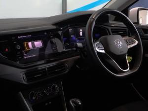 Volkswagen Polo hatch 1.0TSI Life manual - Image 14