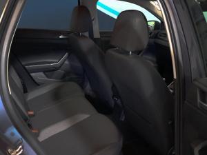Volkswagen Polo hatch 1.0TSI Life manual - Image 11