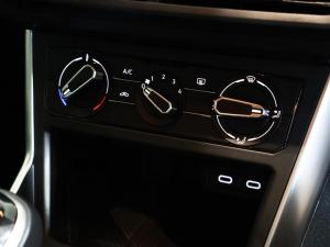 Volkswagen Polo hatch 1.0TSI Life manual - Image 17