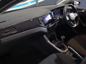 Volkswagen Polo hatch 1.0TSI Life manual - Image 18