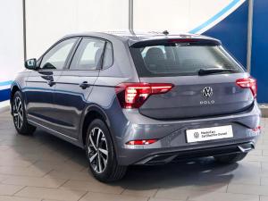 Volkswagen Polo hatch 1.0TSI Life manual - Image 6