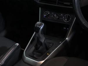 Volkswagen Polo hatch 1.0TSI Life manual - Image 11