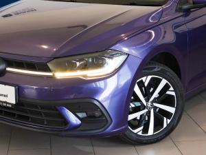 Volkswagen Polo hatch 1.0TSI Life manual - Image 5