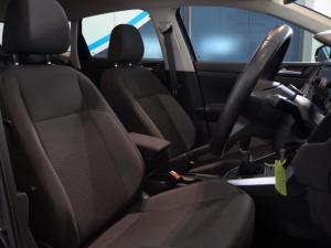 Volkswagen Polo hatch 1.0TSI Life manual - Image 10