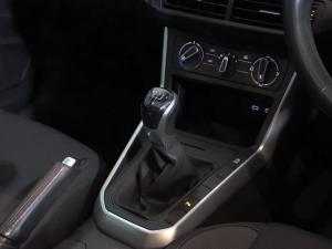 Volkswagen Polo hatch 1.0TSI Life manual - Image 12