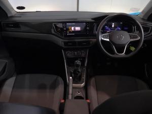 Volkswagen Polo hatch 1.0TSI Life manual - Image 9