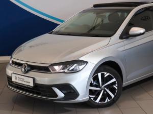 Volkswagen Polo hatch 1.0TSI Life manual - Image 4