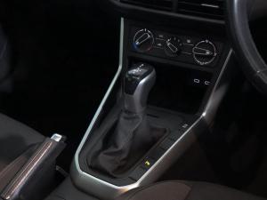 Volkswagen Polo hatch 1.0TSI Life auto - Image 12