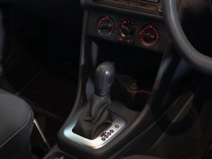 Volkswagen Polo Vivo hatch 1.6 Comfortline auto - Image 14