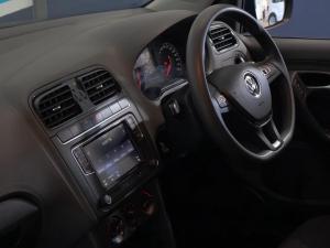 Volkswagen Polo Vivo hatch 1.6 Comfortline auto - Image 15