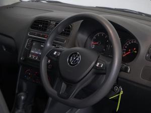 Volkswagen Polo Vivo hatch 1.6 Comfortline auto - Image 18