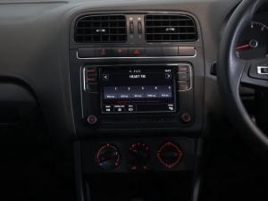 Volkswagen Polo Vivo hatch 1.6 Comfortline auto - Image 20