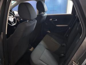 Volkswagen Polo Vivo hatch 1.6 Comfortline auto - Image 20