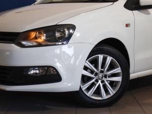 Volkswagen Polo Vivo hatch 1.6 Comfortline auto - Image 5