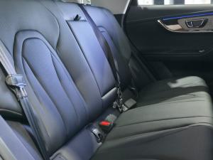 Omoda C5 1.5T SHS HEV - Image 17