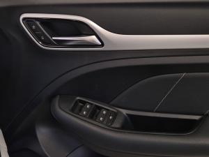 MG ZS 1.5 Luxury - Image 10