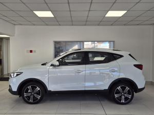 MG ZS 1.5 Luxury - Image 2