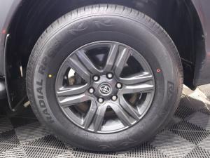 Toyota Hilux 2.8GD-6 double cab 4x4 Raider auto - Image 10