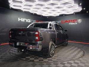 Toyota Hilux 2.8GD-6 double cab 4x4 Raider auto - Image 4