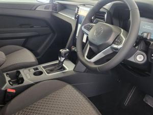 Volkswagen Amarok 2.0TDI double cab Life auto - Image 4