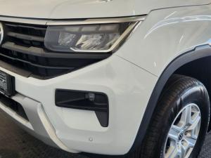 Volkswagen Amarok 2.0TDI double cab Life auto - Image 8