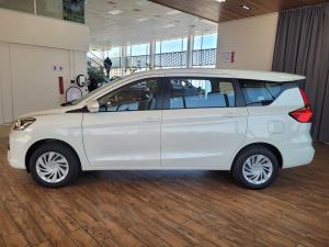 Toyota Rumion 1.5 SX manual - Image 9