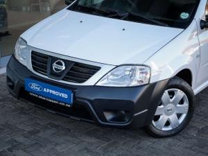 Nissan NP200 1.6i safety pack (aircon) - Image 2
