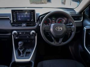Toyota RAV4 2.0 GX auto - Image 10