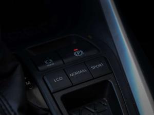 Toyota RAV4 2.0 GX auto - Image 14