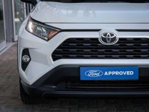 Toyota RAV4 2.0 GX auto - Image 4