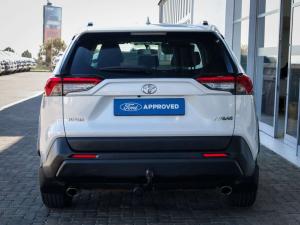 Toyota RAV4 2.0 GX auto - Image 7