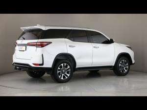 Toyota Fortuner 2.4GD-6 auto - Image 2