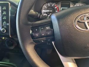 Toyota Hilux 2.4GD-6 Xtra cab Raider manual - Image 9