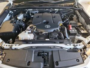 Toyota Hilux 2.4GD-6 Xtra cab Raider manual - Image 16