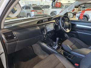 Toyota Hilux 2.4GD-6 Xtra cab Raider manual - Image 7