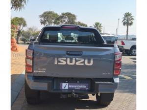 Isuzu D-Max 3.0TD double cab V-Cross 4x4 - Image 5