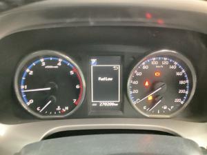 Toyota RAV4 2.2D-4D AWD VX - Image 11