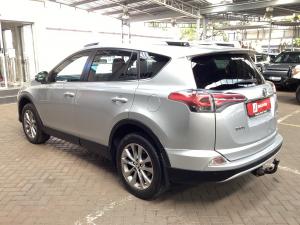 Toyota RAV4 2.2D-4D AWD VX - Image 24