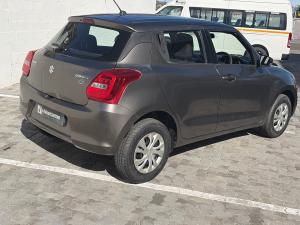 Suzuki Swift 1.2 GL manual - Image 2