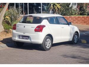 Suzuki Swift 1.2 GL manual - Image 2