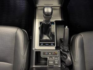 Toyota Land Cruiser Prado 2.8GD VX-L - Image 11