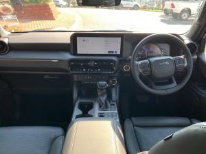 Toyota Land Cruiser Prado 2.8GD VX-R - Image 6