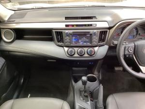 Toyota RAV4 2.0 GX auto - Image 15