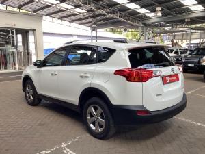 Toyota RAV4 2.0 GX auto - Image 24