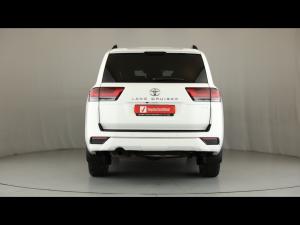 Toyota Land Cruiser 300 3.3D ZX - Image 5