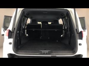 Toyota Land Cruiser 300 3.3D ZX - Image 13
