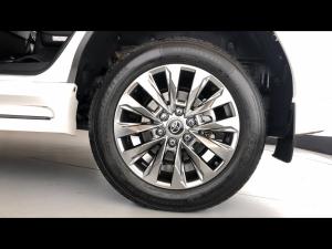 Toyota Land Cruiser 300 3.3D ZX - Image 19